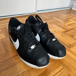 Nike Cortez